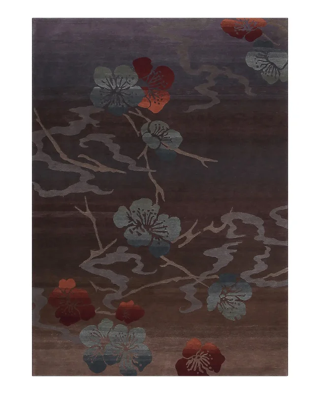 Tibet Rug Company Traditional Tibetan Kimono Taupe Rug