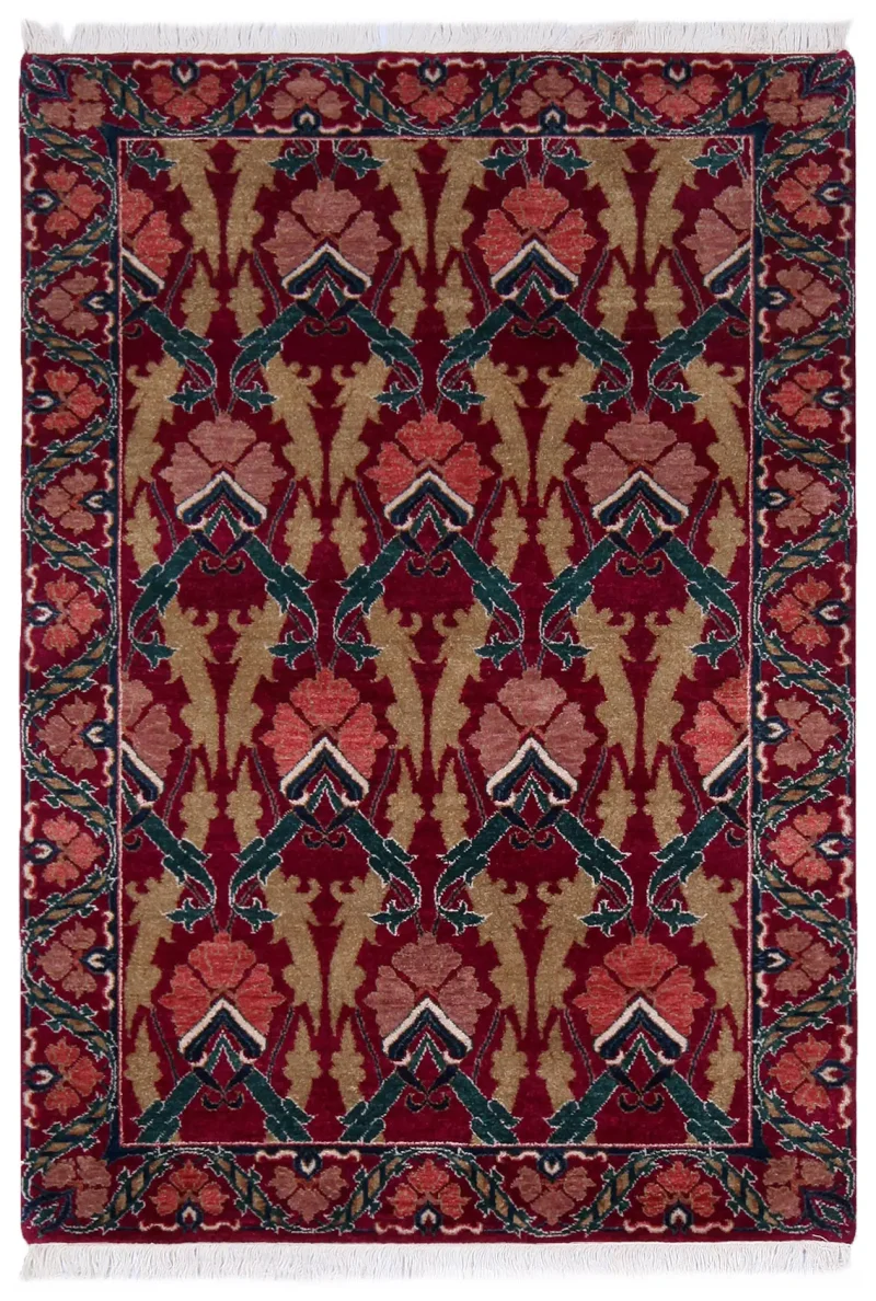 Indian Wool Arts and Crafts Red  -  4' 2'' x  5' 11''