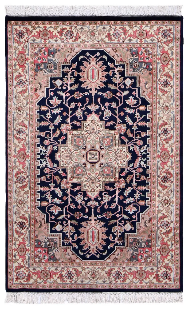 Indian Wool Heriz Ivory  -  4'  x  6' 1''